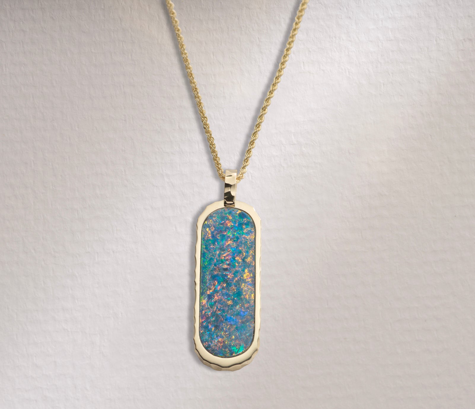 Alexis Cartouche in Opal